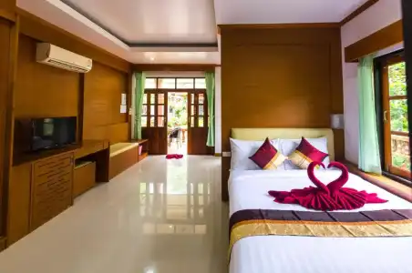 Sleep In Lanta Resort - 75