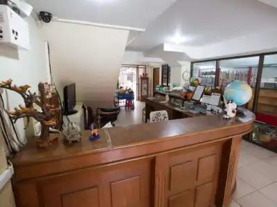 OYO 320 Regent 2002 Guest House - 16