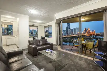 Bridgewater Apartments - 40