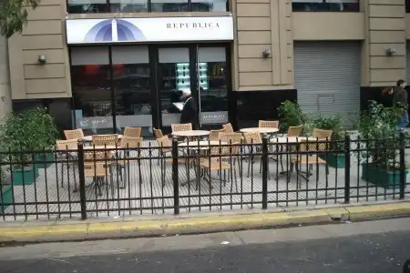Globales Republica - 0