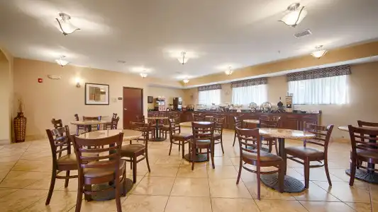 Best Western Plus Eastgate Inn & Suites - 32