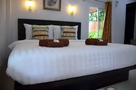 Baan Longhaad - 5
