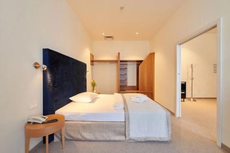 HiLight Suites - 150