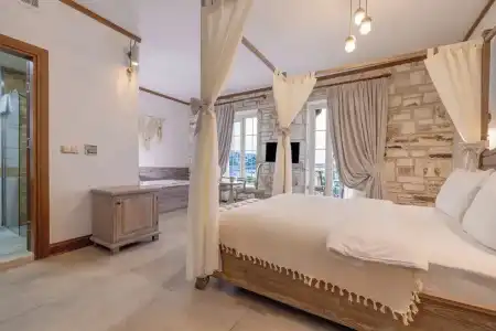 Navalia Otel - 103