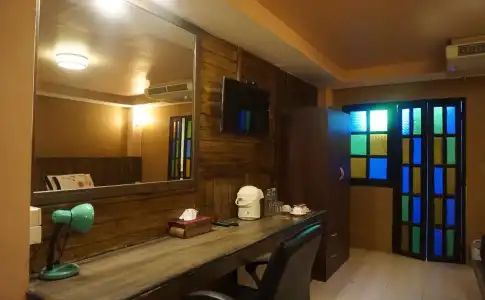 Bangkok Travel Suites - 14