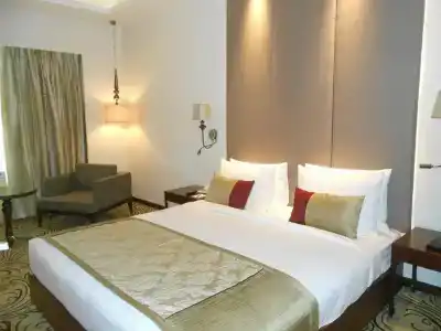 Pride Plaza, Kolkata - 32