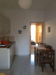 Oleander Apartments - 13