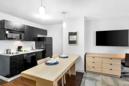 Sonesta Simply Suites Austin South - 57