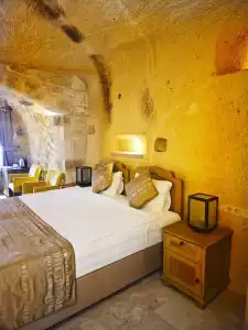 Acropolis Cave Suite - 29