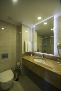 Palm World Side Resort & Spa - 28