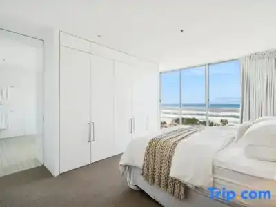 ULTIQA Air On Broadbeach - 366