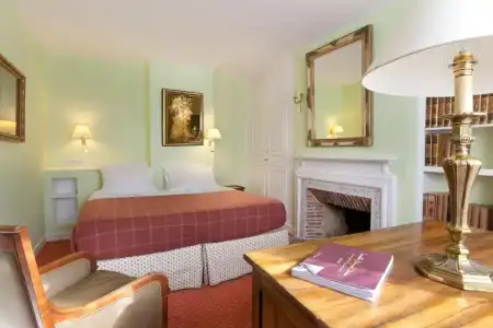 Relais Du Louvre - 81