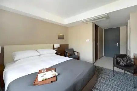 Busan Business - 82