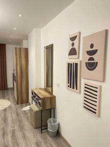 Elite Pyramids Boutique - 160
