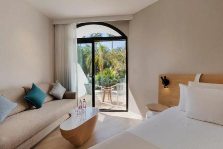 Gai Beach Resort Spa - 29