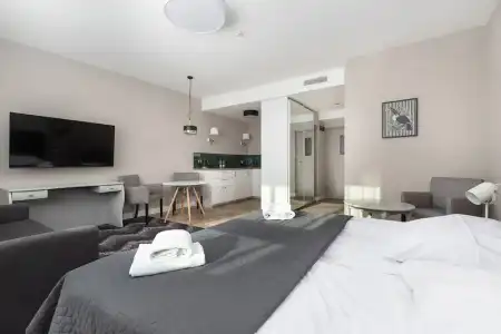 ApartEtna - 47