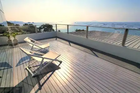 Balcony Seaside Sriracha & Serviced Apartments (SHA Extra Plus) - 164