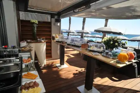 Bor Hôtel & Restaurant - Plage privée - 10