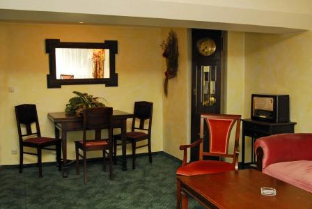 am Josephsplatz - 10