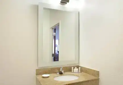 Springhill Suites By Marriott Metro Center - 8