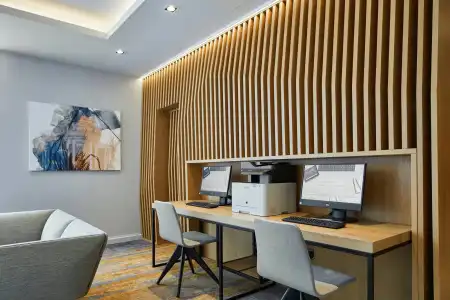 Courtyard by Marriott Oxford City Centre - 6