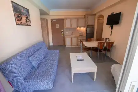 Alenz Suite - 63