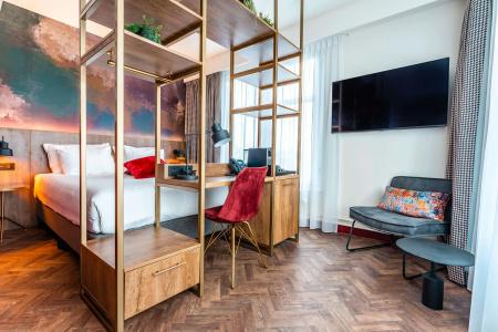 City Haarhuis - Worlds Crafted Collections - 41