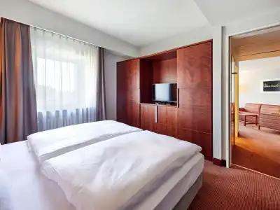 Mercure Düsseldorf City Center - 3