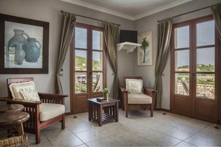 Faros Suites - 72