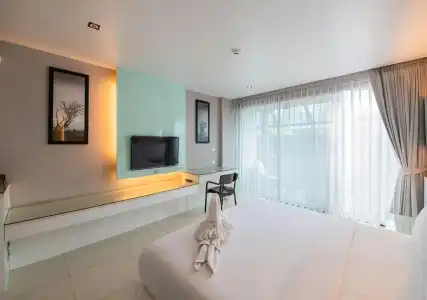 Serenotel Pattaya Beach Front - 90