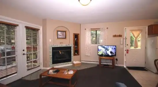 Streamside on Fall River - 9