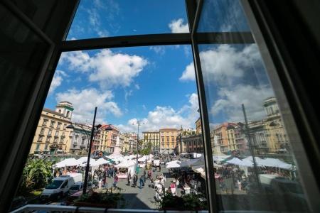 Le 4 Stagioni Dante H Napoli Centro by ClaPa Group Dislocated Hospitality - 17