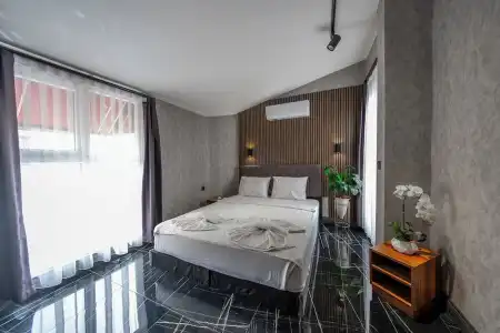 Mrt Suites Lara - 40