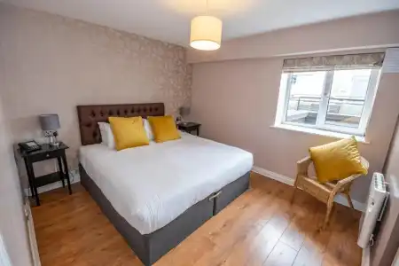 Drury Court - 62