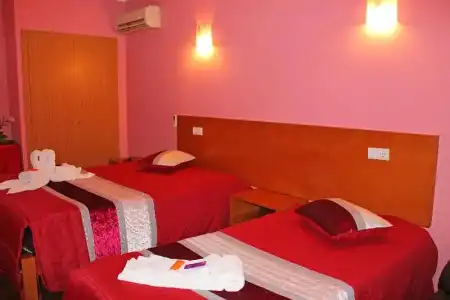 Monte Carlo Love Porto Guesthouse - 89