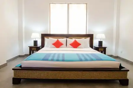 St.Lachlan & Suites - 1