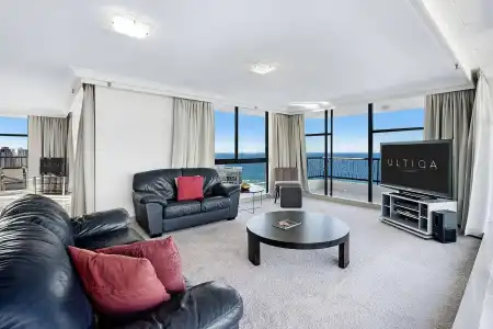 ULTIQA Beach Haven At Broadbeach - 4