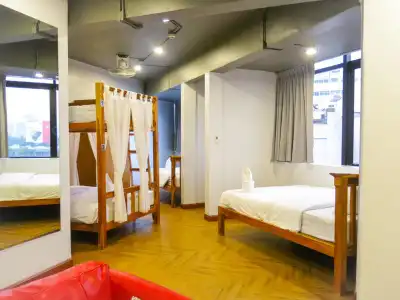 Metro Pratunam Boutique - 26