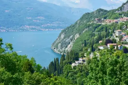 Diffuso Il Portichetto sulla collina a Vezio Perledo - 217