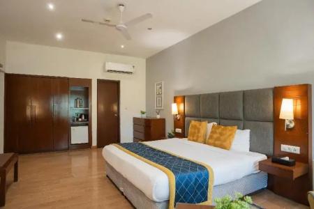 Ahuja Residency, Sunder Nagar - 70