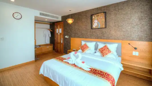 Orussey One & Apartment - 140