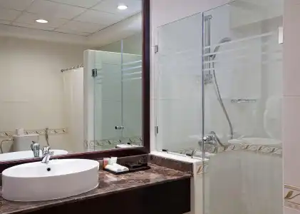 Majestic City Retreat - 12