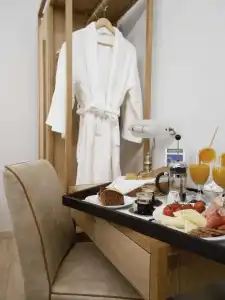 Anastazia Luxury Suites & Rooms - 12