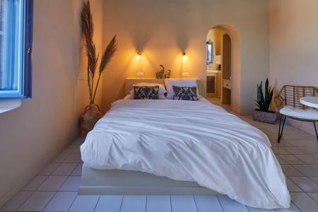Luna Santorini Suites - 110