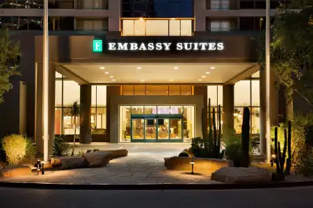 Embassy Suites by Hilton Phoenix Downtown North - 27