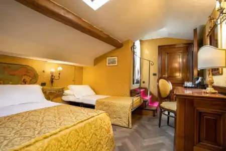 Palazzina Veneziana - 68