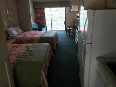 Sea Hawk Motel - 13