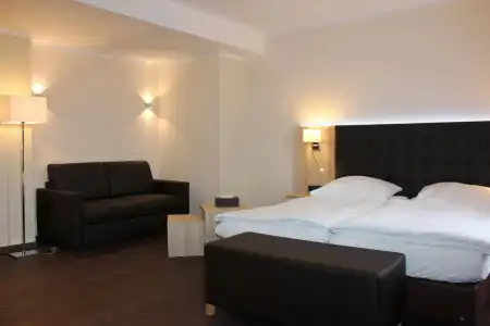 Sonderfeld - 1