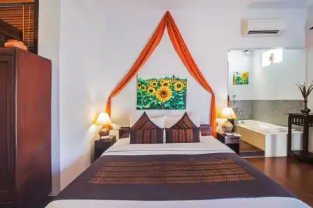 Mane Boutique & Spa - 124