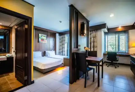 Ratana Chalong - 41